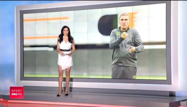 FOTO | Surpriza pentru Mario Camora in cantonamentul nationalei! Fundasul CFR-ului, emotionat de colegii sai!