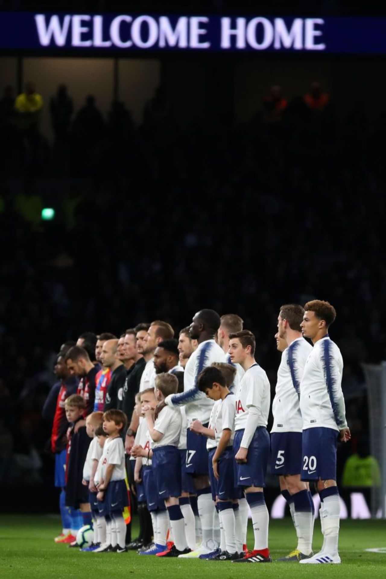 Tottenham s-a intors acasa! Imagini impresionante de la inaugurarea noii arene a lui Spurs | GALERIE FOTO_8