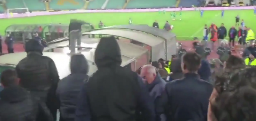 A sarit pe tunel ca sa-l RUPA pe Moti! Incredibil: ce pedeapsa a primit huliganul devenit celebru in toata lumea