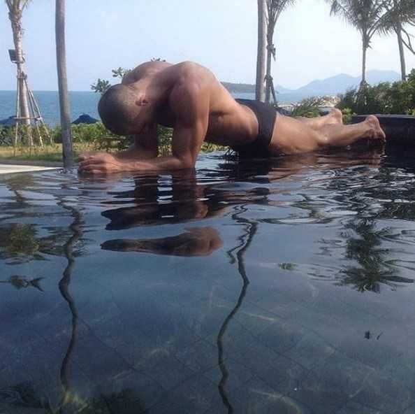 Fiul lui Adrian Bumbescu e model in California. Pozele sale nud fac senzatie_15