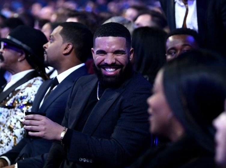 Drake a pariat o sumă uriașă pe campionul US Open 2025. Pe cine a mizat artistul și c&acirc;nd se joacă semifinalele