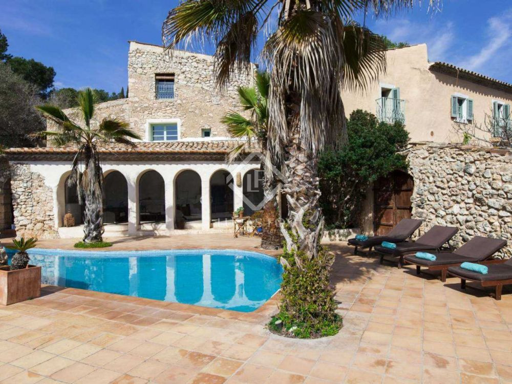 Investitie de MILIOANE! Gigi Becali si face vila ca a lui PABLO Escobar! :) Plan de ultima ora: in ce zona exclusivista o construieste