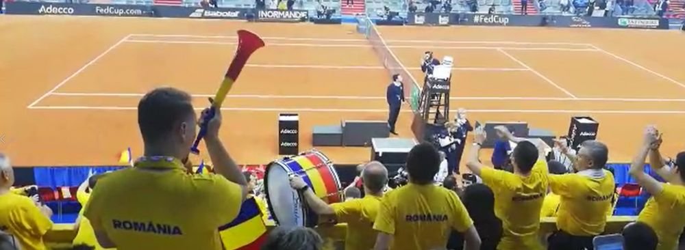 FRANTA - ROMANIA FED CUP | Imagini spectaculoase din sala: Emil Boc, sef de galerie! VIDEO