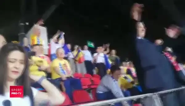 FRANTA - ROMANIA FED CUP | Imagini senzationale: Rica Raducanu nu a fost lasat in sectorul VIP si a mers in galerie! VIDEO