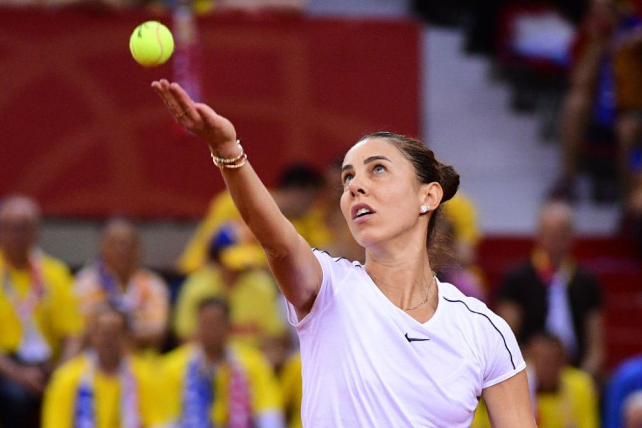 Pauline Parmentier - Irina Begu 6-3, 2-6, 6-2! Begu s-a accidentat grav la glezna si a incheiat meciul intr-un picior! Partida se decide in meciul de dublu!_1