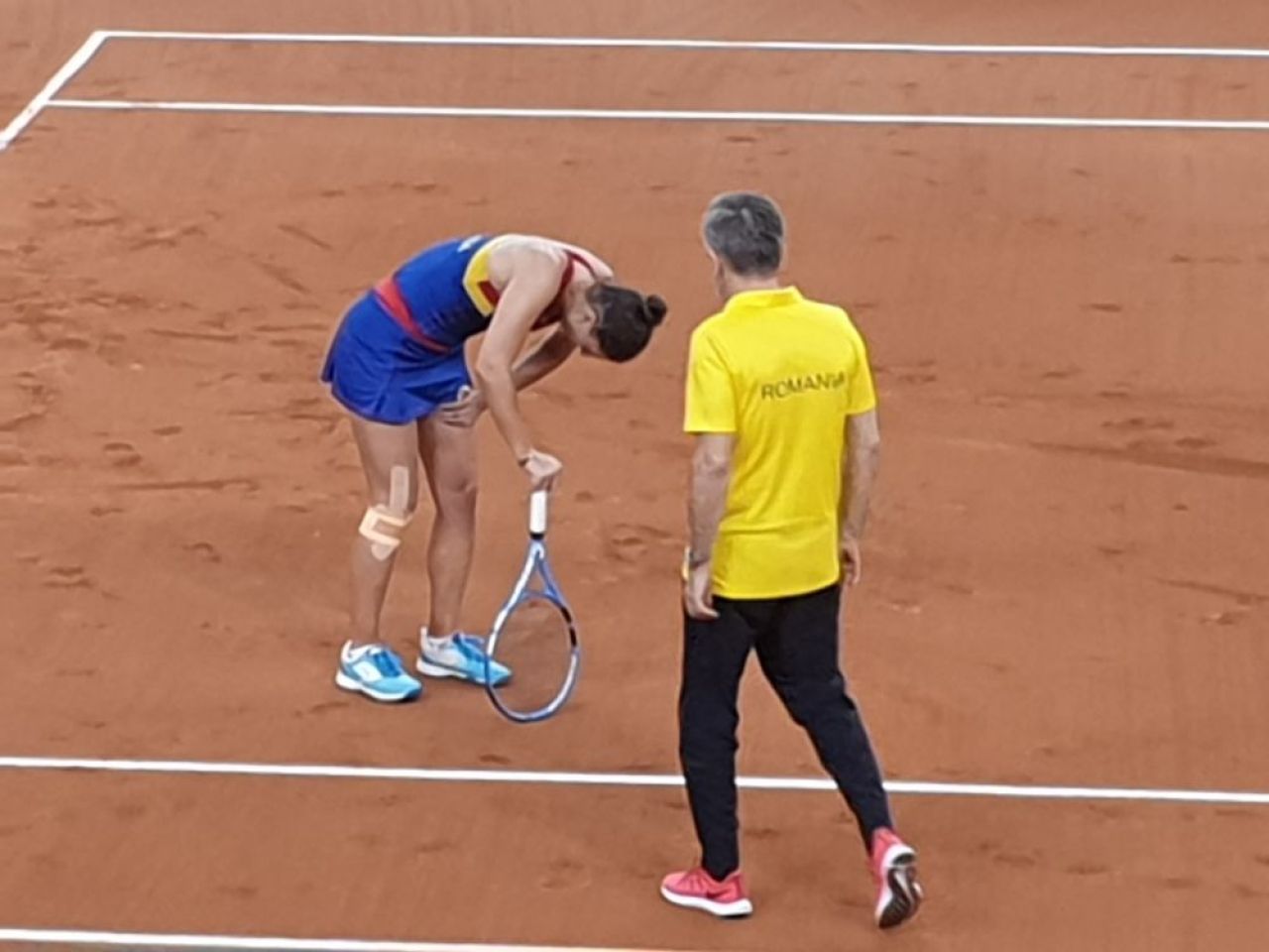 Pauline Parmentier - Irina Begu 6-3, 2-6, 6-2! Begu s-a accidentat grav la glezna si a incheiat meciul intr-un picior! Partida se decide in meciul de dublu!_5
