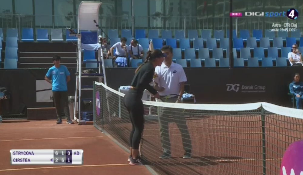 Sorana, criza de nervi pe teren: l-a bruscat pe arbitru si a tipat la el 