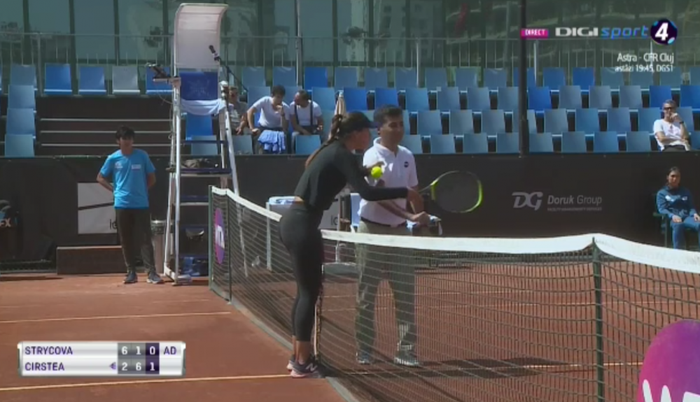 Sorana, criza de nervi pe teren: l-a bruscat pe arbitru si a tipat la el 
