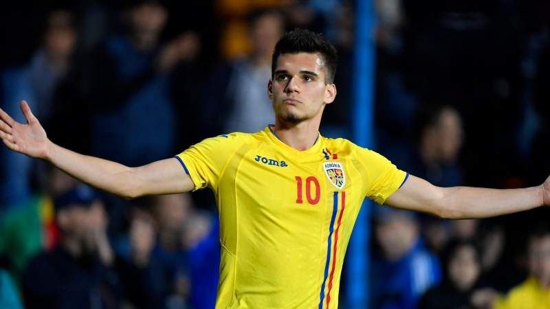 Reactia geniala a lui Ianis Hagi, cand a fost intrebat despre un transfer: Intrebati-l pe patron! :) Craioveanu i-a gasit echipe in Spania