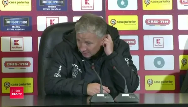 Petrescu a rabufnit la conferinta: "100% Steaua favorita la titlu! Pierdem cu Viitorul si s-a terminat!"