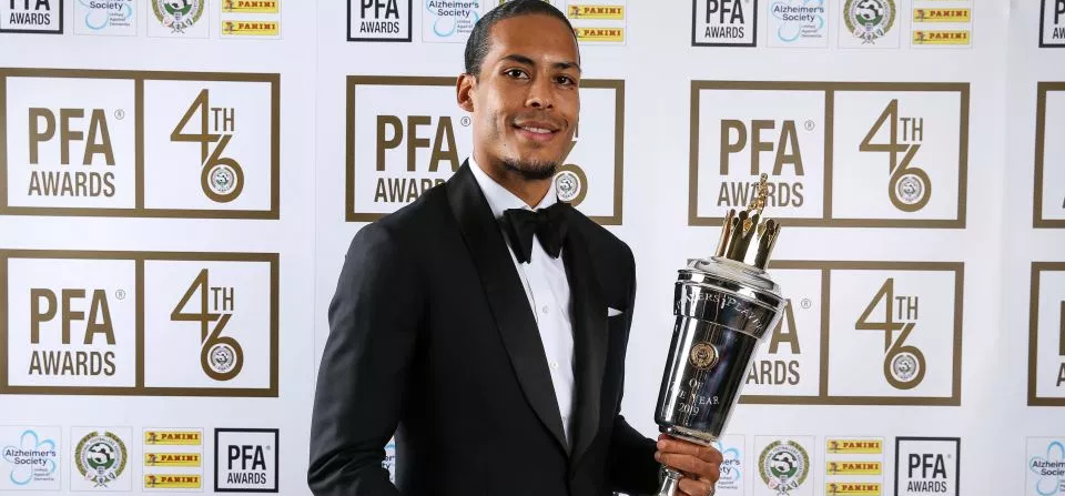 Acum 10 ani spala vase, acum e JUCATORUL ANULUI in Premier League. Virgil Van Dijk, poveste incredibila!_3