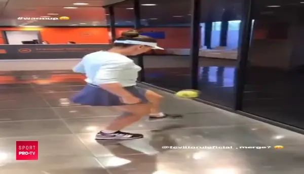 Atmosfera INCENDIARA la propriu! Fanii lui Napoli au facut spectacol, iar fotbalistii i-au adus un omagiu special lui Maradona_6