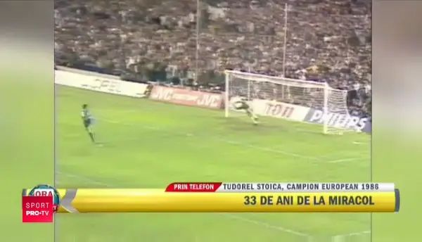 Atmosfera INCENDIARA la propriu! Fanii lui Napoli au facut spectacol, iar fotbalistii i-au adus un omagiu special lui Maradona_1