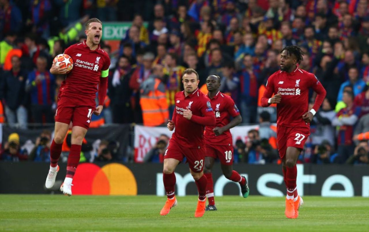 Imaginile ISTORICE de pe Anfield! Fanii lui Liverpool au cantat alaturi de jucatorii lui Jurgen Klopp! VIDEO_12