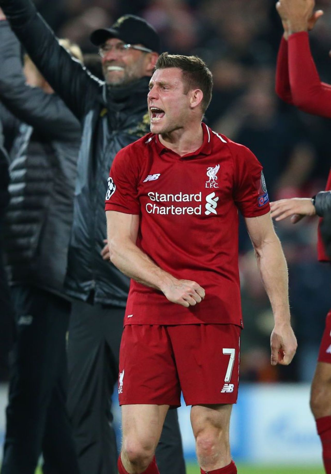 Imaginile ISTORICE de pe Anfield! Fanii lui Liverpool au cantat alaturi de jucatorii lui Jurgen Klopp! VIDEO_14