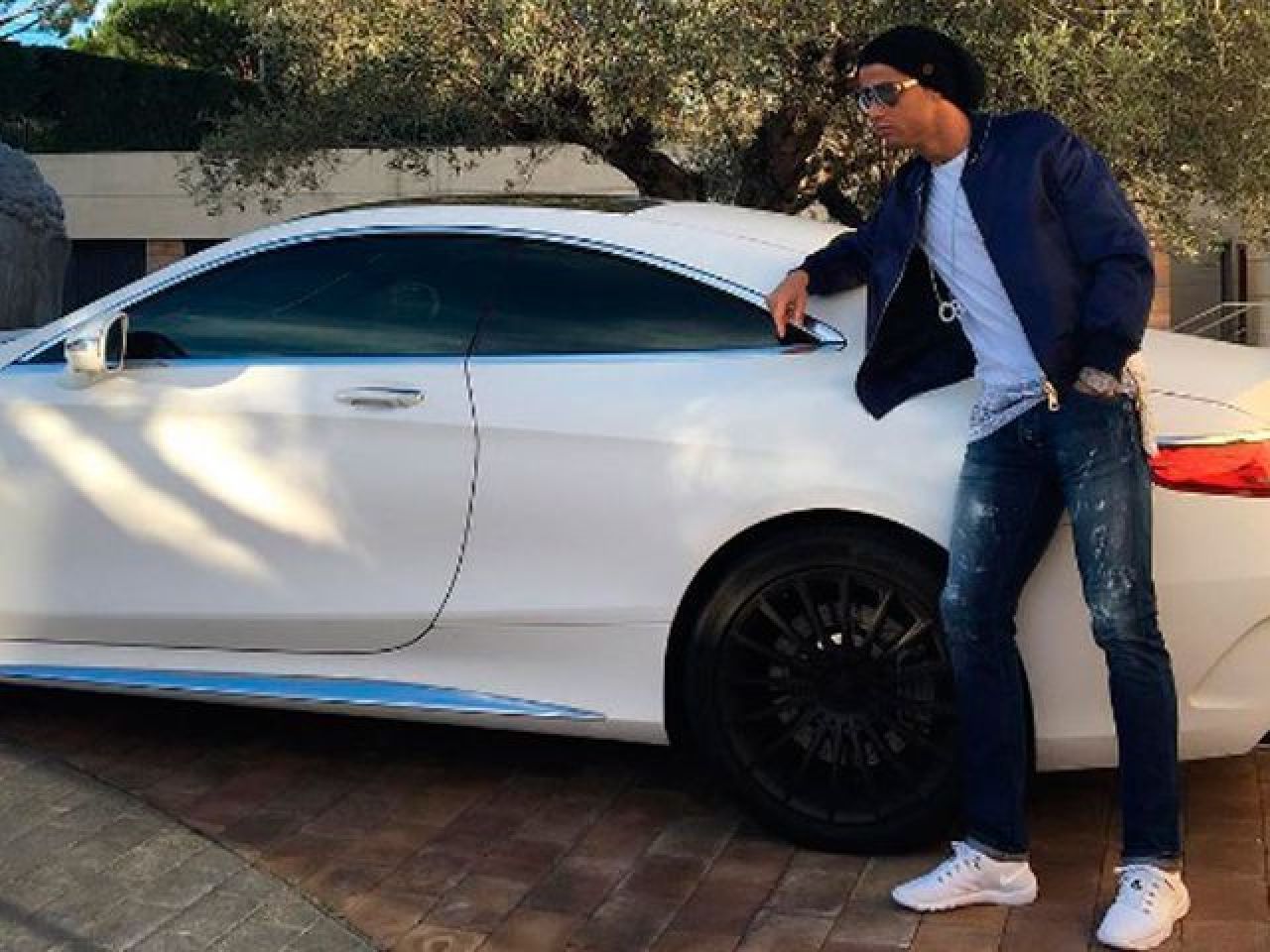 Ronaldo are masini de peste 20.000.000 euro! Garajul incredibil al superstarului portughez si ultima achizitie unica in lume: FOTO_10
