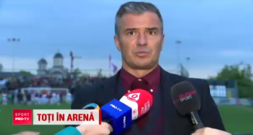 Rapidistii vor pe National Arena in Liga a II-a! Pancu a cantat 20 de minute cu suporterii dupa victoria cu Tunari: Doar la Rapid si la Liverpool vezi asa ceva