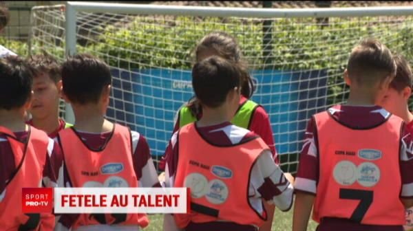 A trecut de la baschet la fotbal si e mai buna decat multi baieti! Cel mai mare vis al tinerei Agnes