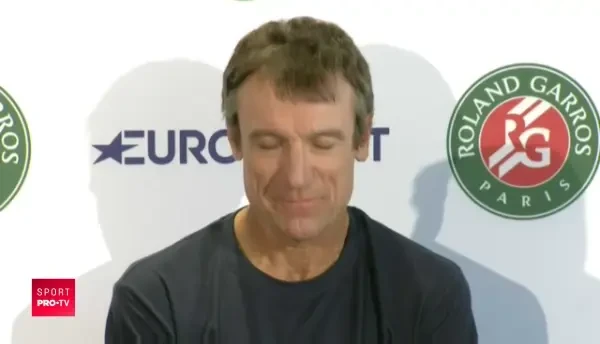 Mutu ar urma sa primeasca la CFR un salariu de 7 ori mai mare decat la nationala de tineret! Il vad pe Mutu acolo, de ce nu?