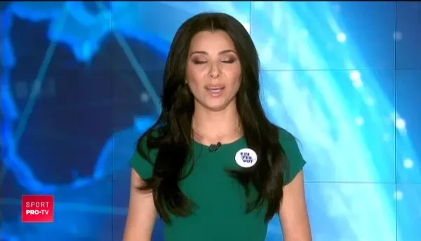 Benny i-a fost copilot lui Leu la raliuri! Luptatorul si-a gasit cu greu un costum pe masura si abia a incaput in masina!