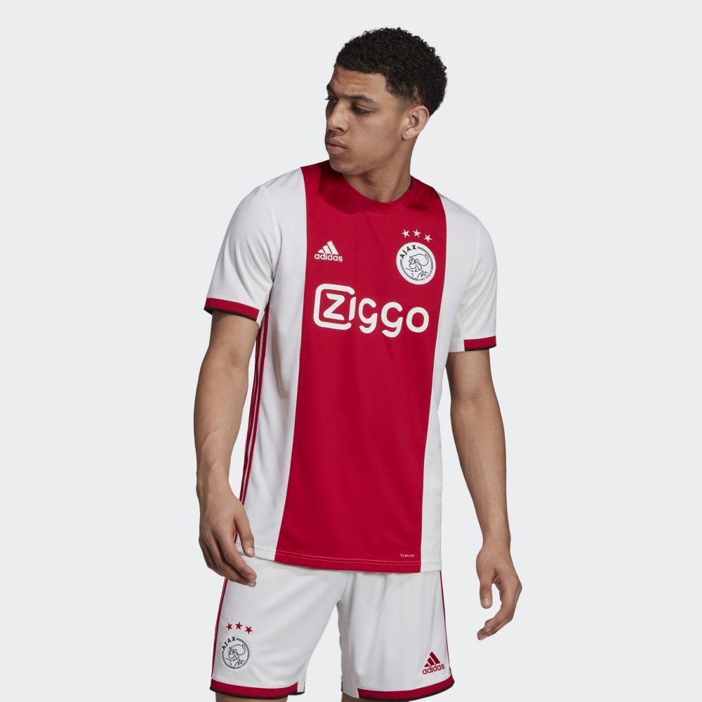 Man.United, Bayern, Juventus si Chelsea si-au lansat echipamente noi pentru sezonul 2019/2020! Ce surprize pregatesc Barca si Real. FOTO_27