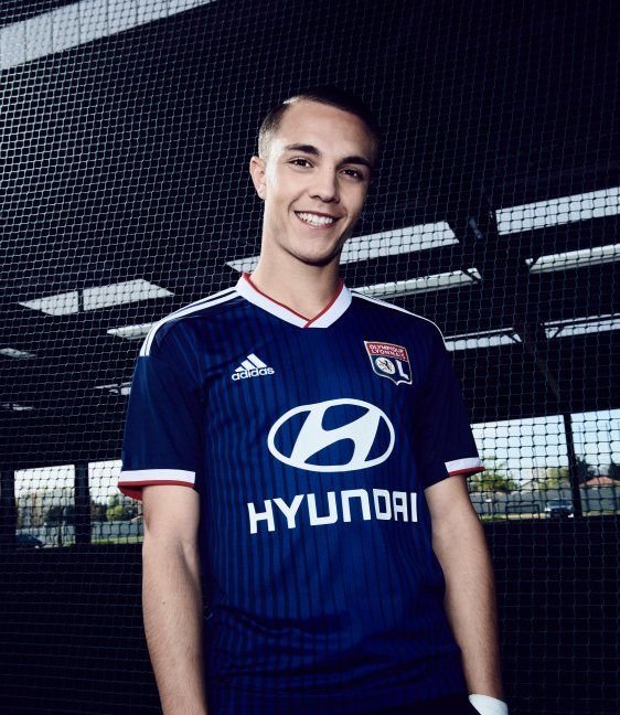 Man.United, Bayern, Juventus si Chelsea si-au lansat echipamente noi pentru sezonul 2019/2020! Ce surprize pregatesc Barca si Real. FOTO_48