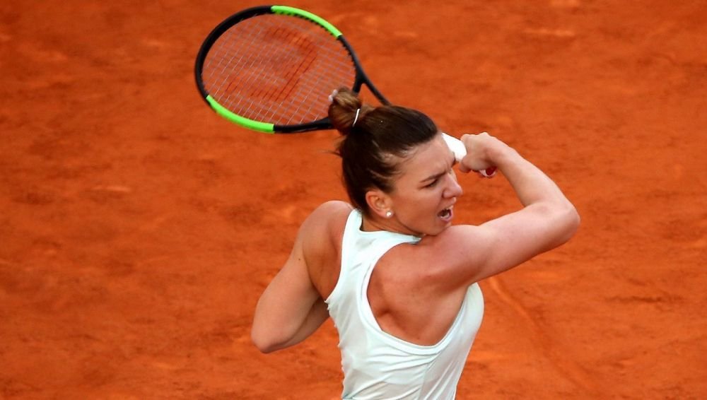 Simona Halep inchide setul cu STIL! Lovitura naucitoare pentru adversara ei! VIDEO