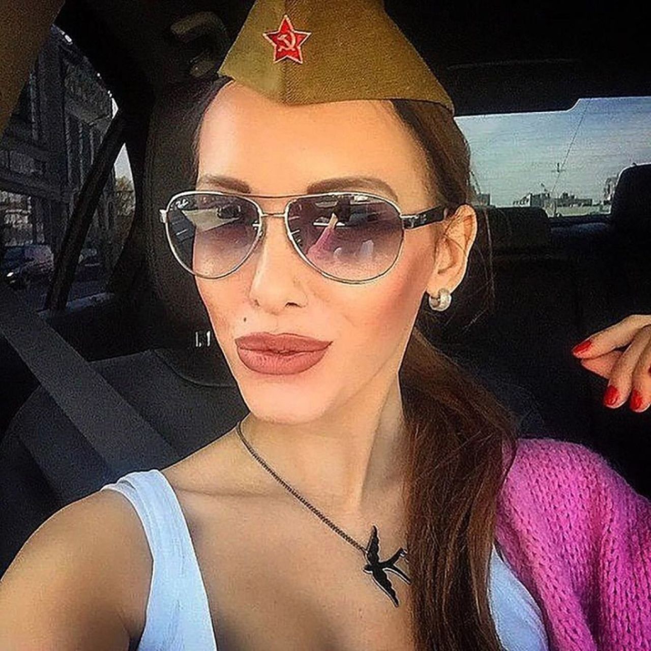 SOC in Rusia: Femeia care a depus marturie la procesul lui Kokorin si Mamaev a CAZUT de la balcon si e in coma! _6