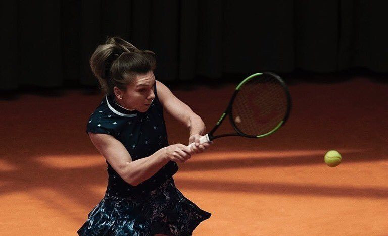 Simona Halep, Roland Garros 2019 | Halep s-a antrenat pe alt teren! Cine i-a fost partenera pe cea mai noua arena de la Roland Garros. VIDEO