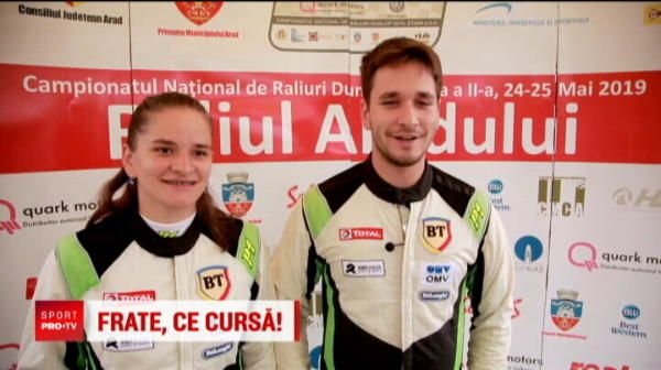 Doi frati din Cluj se pregatesc sa ia titlul la raliuri! Pilotul o asculta cu sfintenie pe sora lui in curse