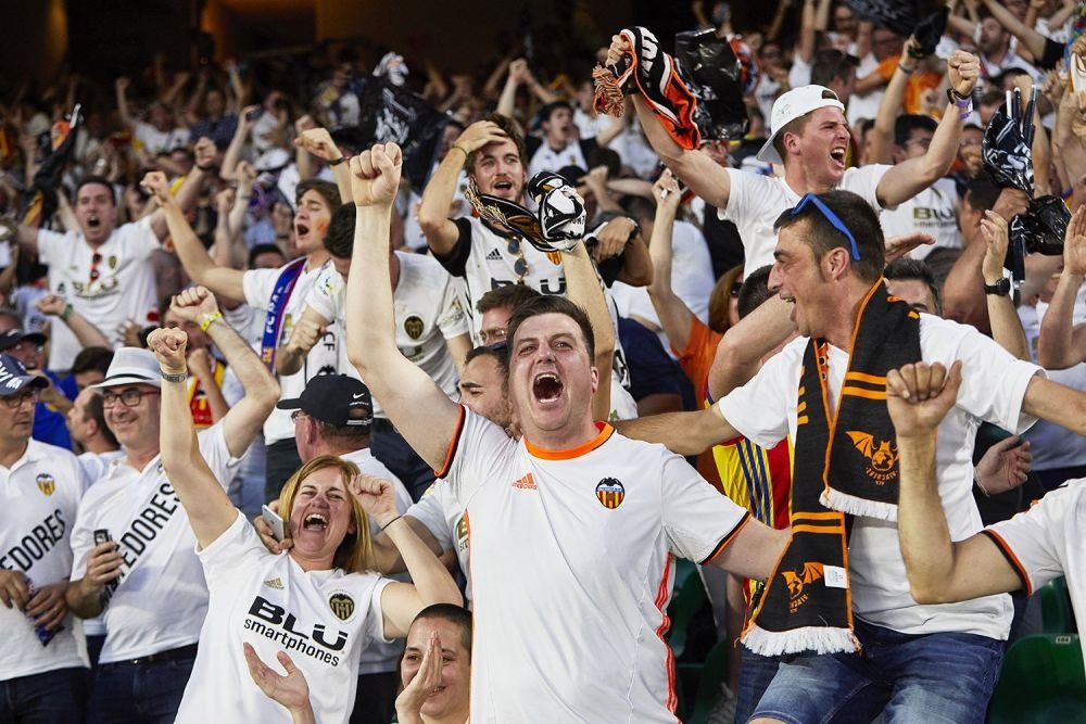 FINALA CUPEI SPANIEI | BARCELONA 1-2 VALENCIA | Surpriza majora in finala Cupei! Messi a marcat, dar n-a mai putut-o salva pe Barca_3