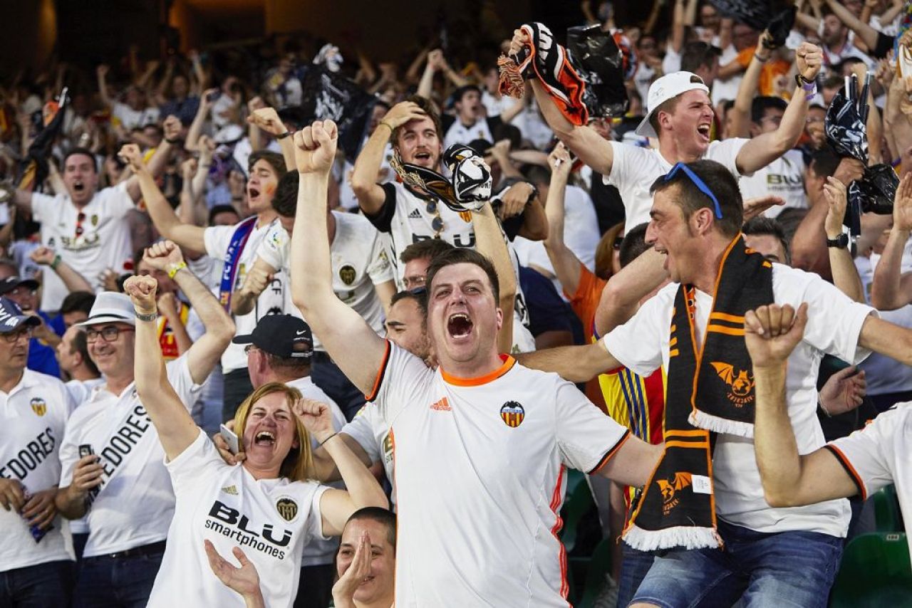 FINALA CUPEI SPANIEI | BARCELONA 1-2 VALENCIA | Surpriza majora in finala Cupei! Messi a marcat, dar n-a mai putut-o salva pe Barca_3