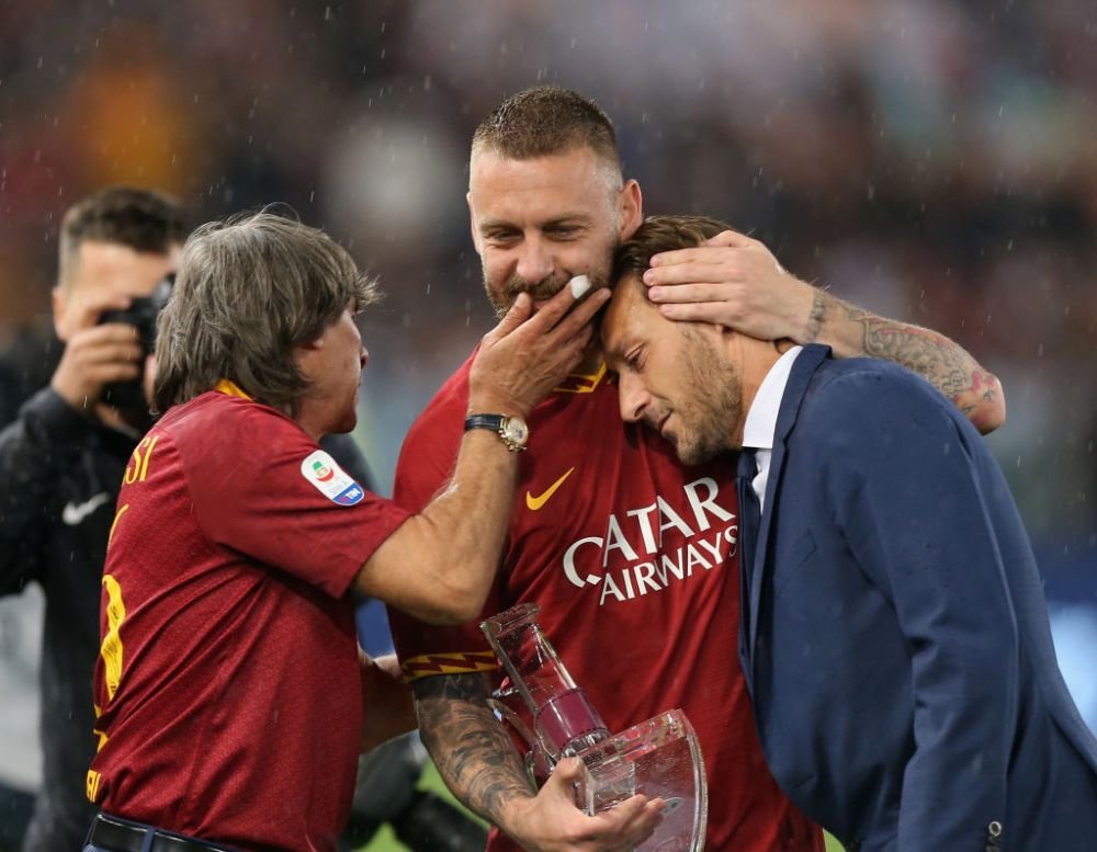 FOTO | IMAGINI EMOTIONANTE: De Rossi, meciul de ADIO in tricoul Romei! Capitanul pleaca dupa o viata petrecuta pe Olimpico_2