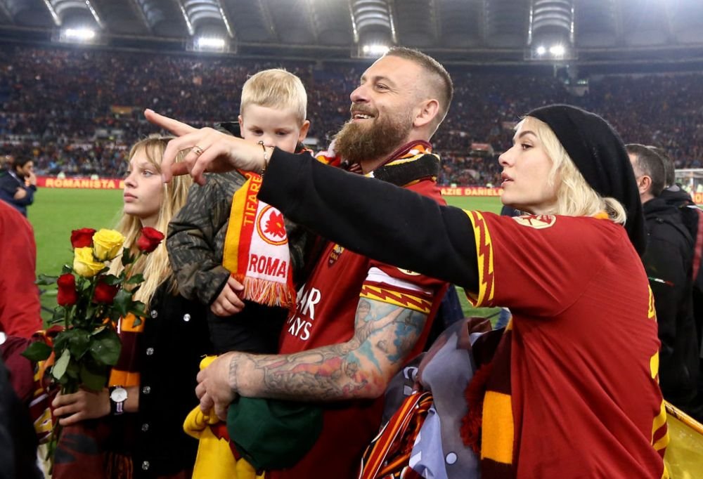 FOTO | IMAGINI EMOTIONANTE: De Rossi, meciul de ADIO in tricoul Romei! Capitanul pleaca dupa o viata petrecuta pe Olimpico_5