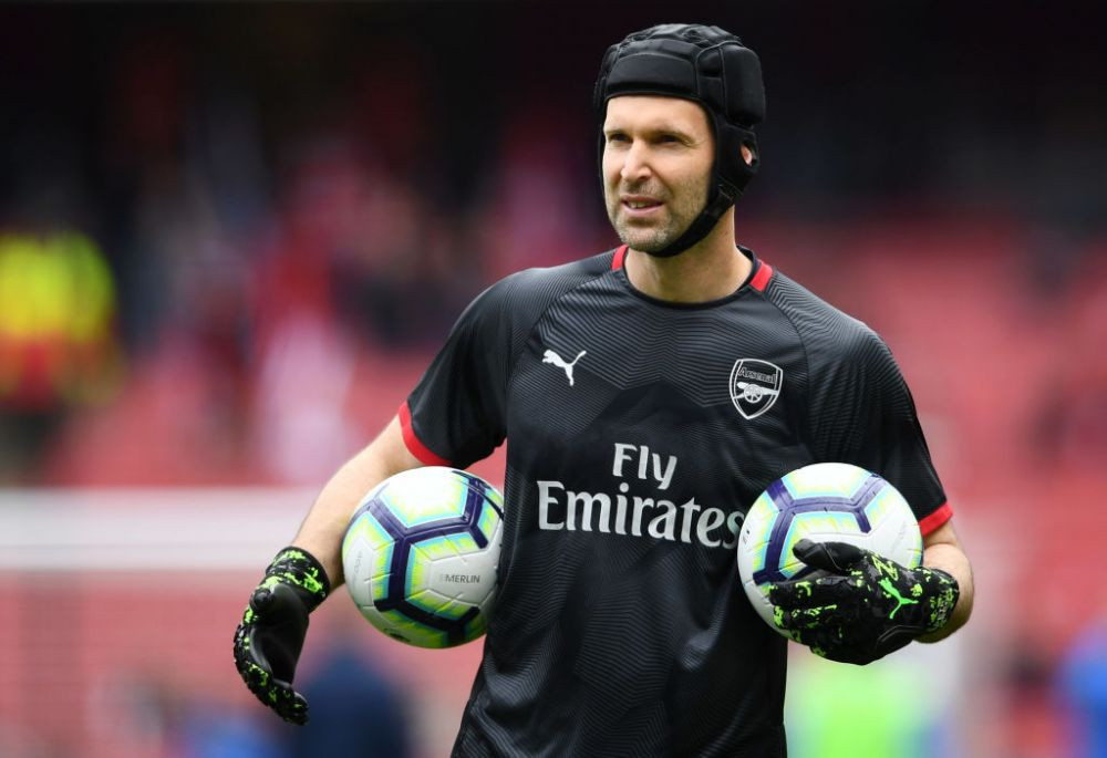 Petr Cech &icirc;ncă se pricepe! 62 de parade &icirc;ntr-un singur meci