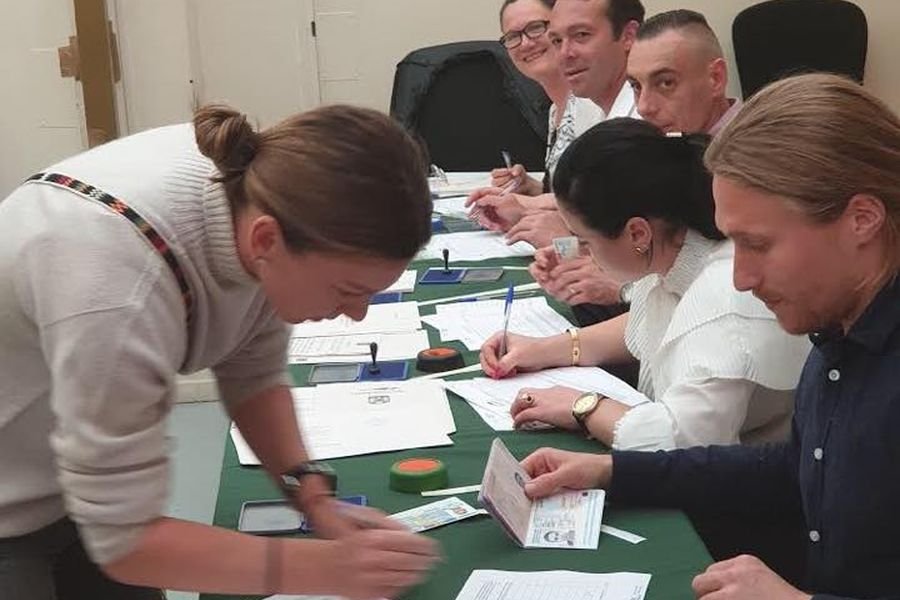 Simona Halep, dupa ce a votat la alegerile Europarlamentare: Romanii merita ceva mai bun! &nbsp;