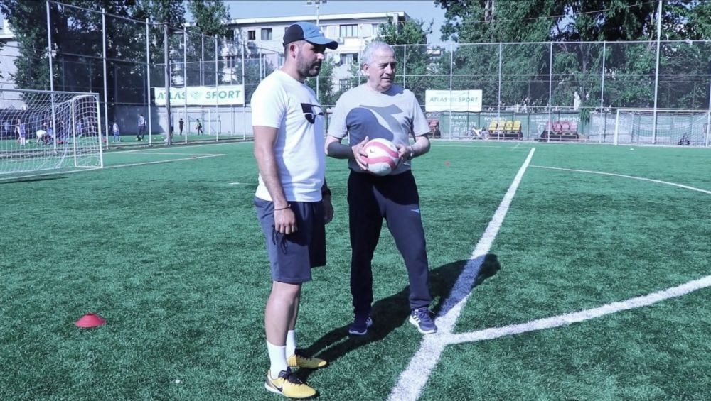 Antrenorul care i-a antrenat pe Gica si Ianis Hagi dezvaluie asemanarile dintre cei doi: „Ambitiosi, individualisti si caposi”_9
