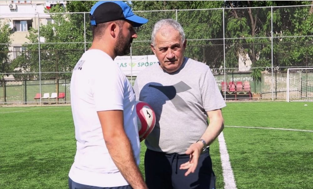 Antrenorul care i-a antrenat pe Gica si Ianis Hagi dezvaluie asemanarile dintre cei doi: „Ambitiosi, individualisti si caposi”_10