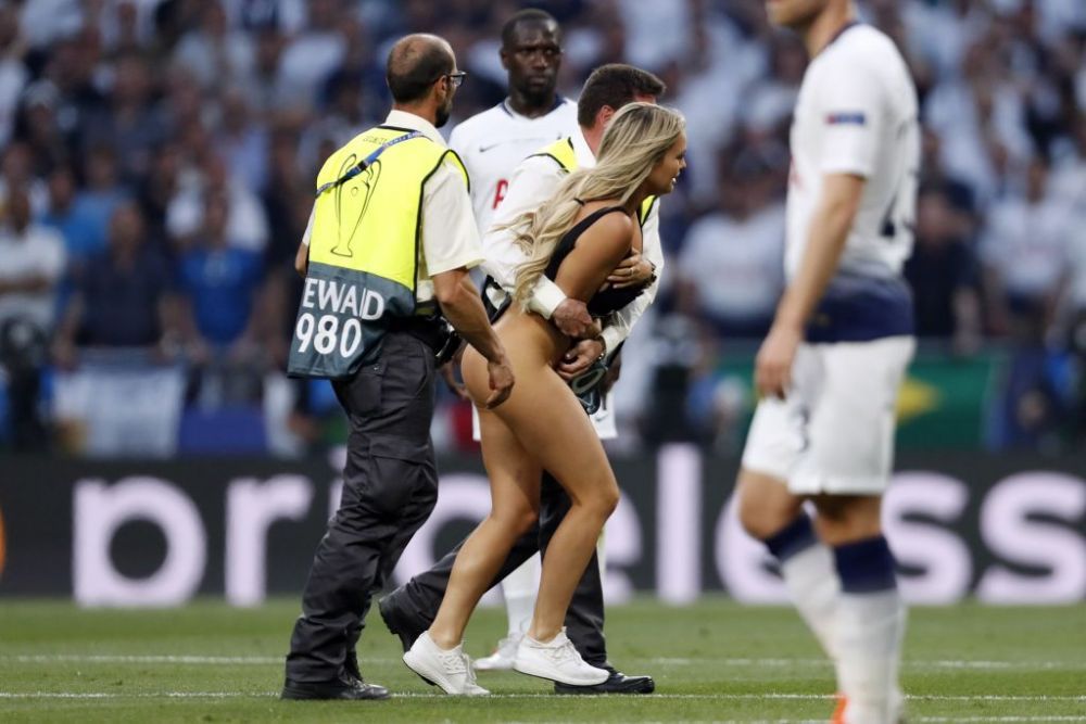 A batut orice record dupa ce a intrat pe teren la finala UEFA Champions League: de la 100.000 de fani, la 2.3 milioane in doar cateva ore! LOVITURA DURA primita de tanara_1
