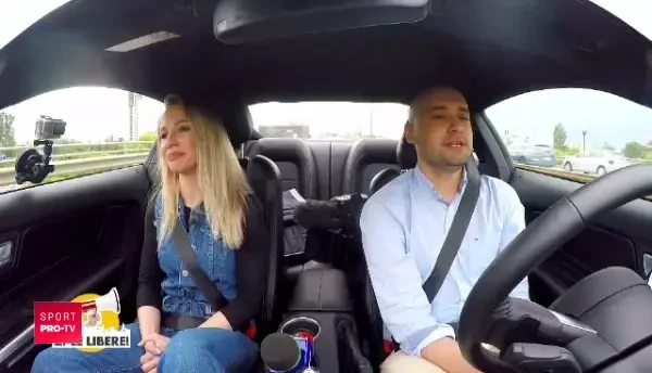 Povestea Sandrei Izbasa si mitul celor 100.000 de prezervative din satul olimpic: Doamna Mariana, dar prezervativele s-au impartit? :)