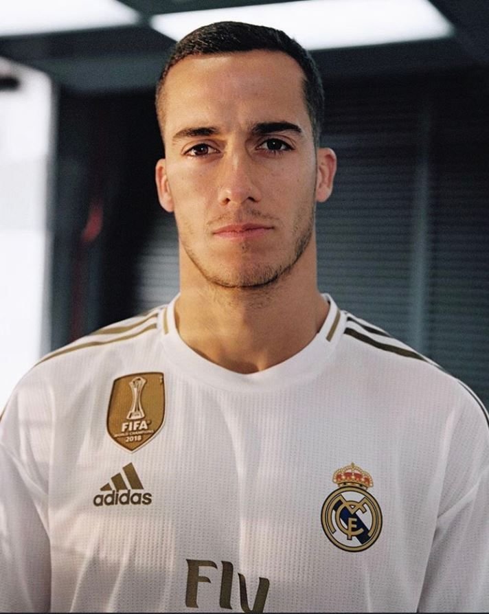 Real Madrid si-a prezentat noul echipament oficial! 