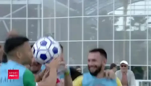 Romania si-a ales echipa care va merge acasa la Neymar sa castige titlul mondial la fotbalul cinci la cinci!