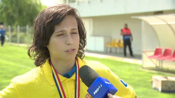 Nici bine n-a aparut noul Hagi, ca Viitorul l-a descoperit si pe noul Ianis! :) Cine e marea speranta a lui Hagi