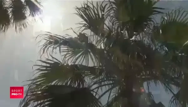 Nationala a scapat de ploaia de la Oslo si a aterizat in mijlocul Mediteranei, la 35 de grade!