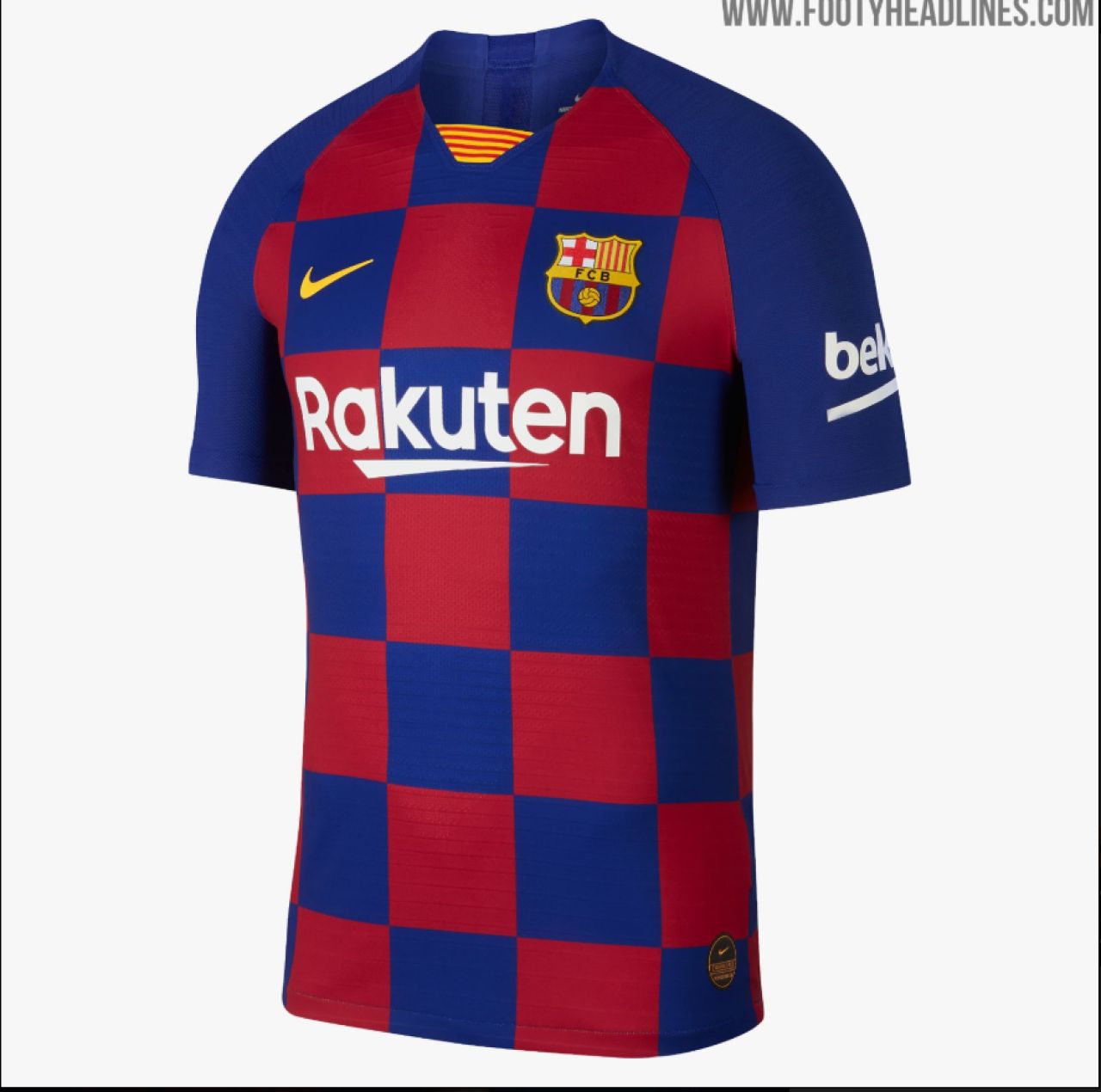SUPER GALERIE FOTO | Marile forte ale Europei si-au prezentat echipamentele oficiale. Revolutie pentru Barca! Real, PSG, Juve contraataca!!! AICI vezi toate tricourile. Care e preferatul tau?_17
