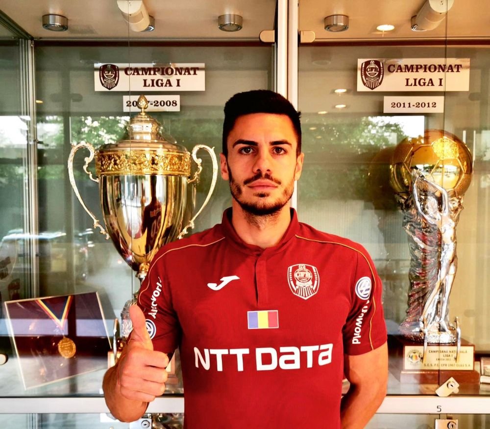 CFR Cluj transfera pe banda rulanta! Dan Petrescu a inceput pregatirea pentru Champions League! Cine sunt cei cinci jucatori care s-au prezentat la reunirea lotului_5