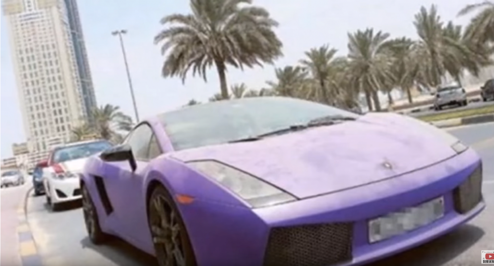 Imagini in premiera cu cimitirul auto din Dubai. Mii de bolizi de lux abandonati de seici. FOTO UIMITOR_43