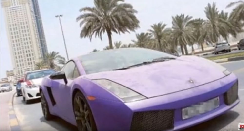 Imagini in premiera cu cimitirul auto din Dubai. Mii de bolizi de lux abandonati de seici. FOTO UIMITOR_43