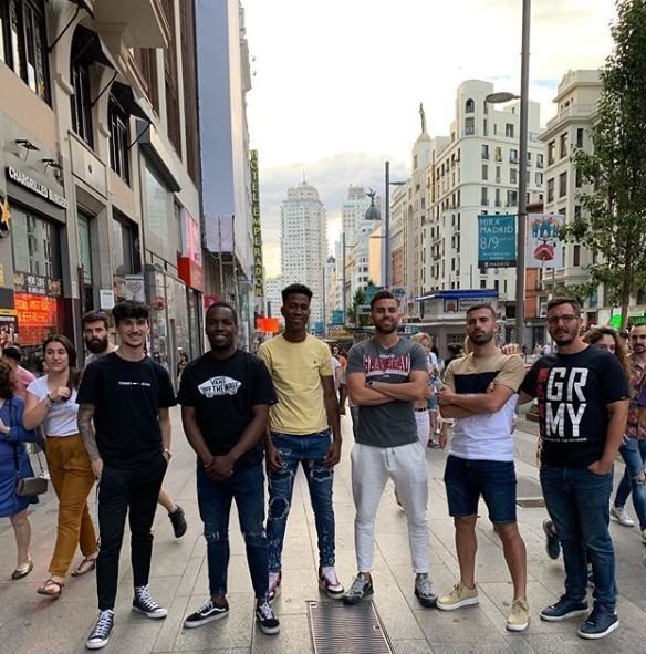 Salah a prins pestele cel mare, Benzema isi bronzeaza abdomenul. Cum isi petrec fotbalistii vacanta vara. FOTO_5
