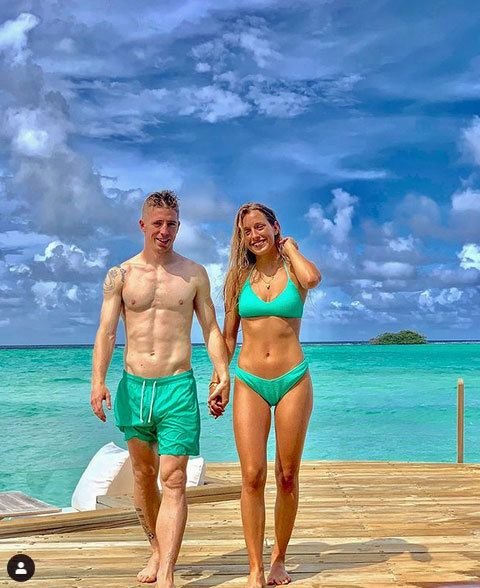 Salah a prins pestele cel mare, Benzema isi bronzeaza abdomenul. Cum isi petrec fotbalistii vacanta vara. FOTO_29